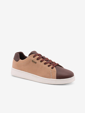 Ombre Clothing Sneakers